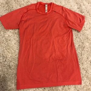 Lululemon Men’s Workout Top